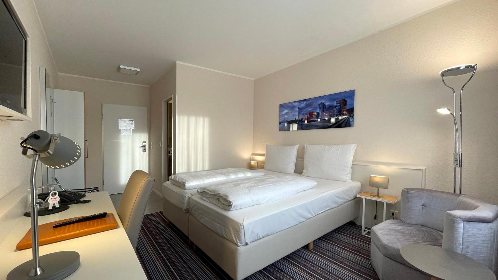 Astra Hotel